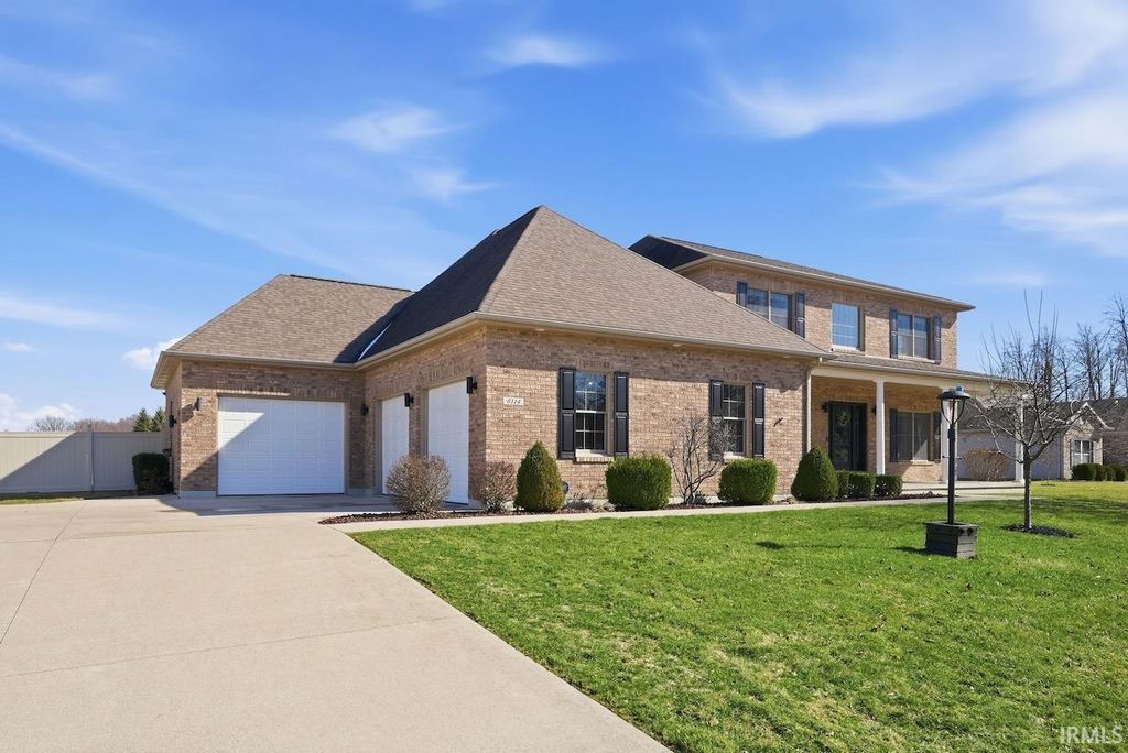 Photo of 6114 Wyndham Way, Muncie, IN 47304 (MLS # 202606249)