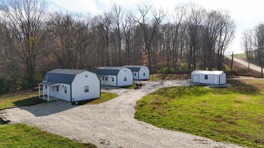 Photo of 5026 N County Road 375 W, Petersburg, IN 47567 (MLS # 202601020)