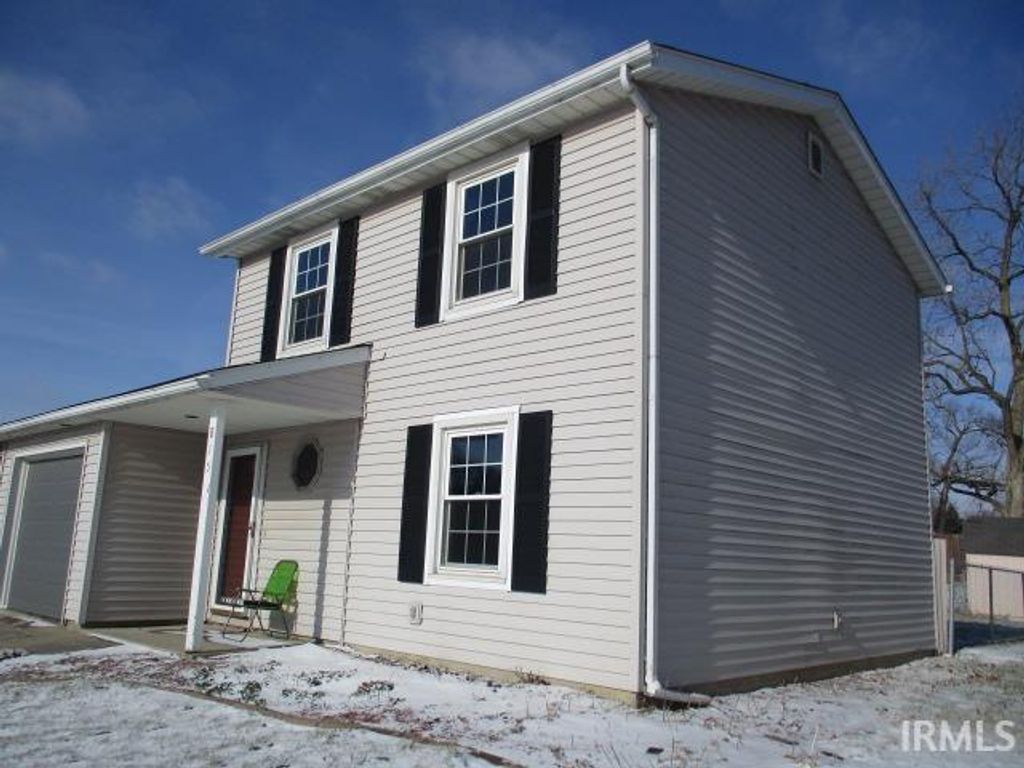 Photo of 815 Larch Lane, Fort Wayne, IN 46825 (MLS # 202600005)