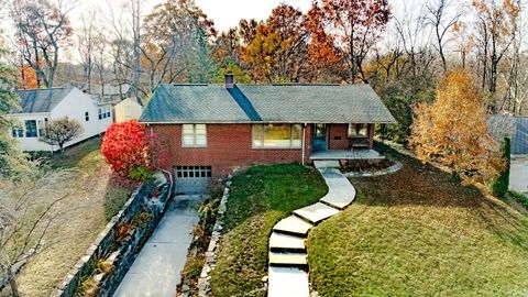 Photo of 1207 Digby Drive, Lafayette, IN 47905 (MLS # 202546082)