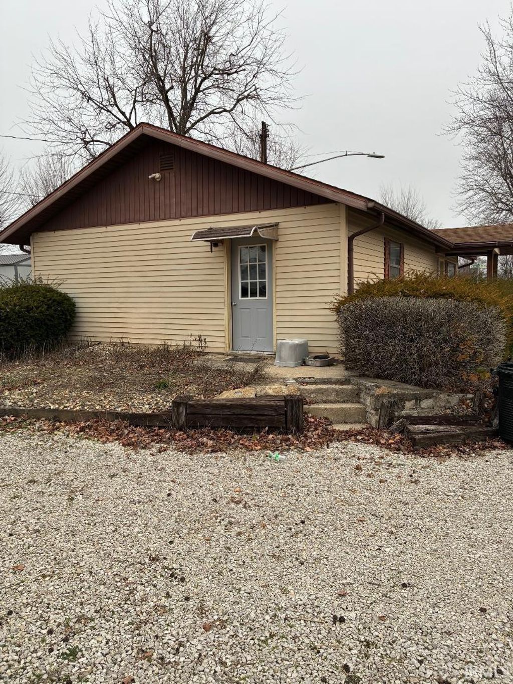 Photo of 509 NE B. Street, Linton, IN 47441 (MLS # 202547602)