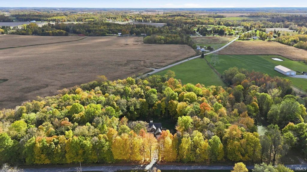 Photo of 2681 W 150 S, Warsaw, IN 46580 (MLS # 202549688)