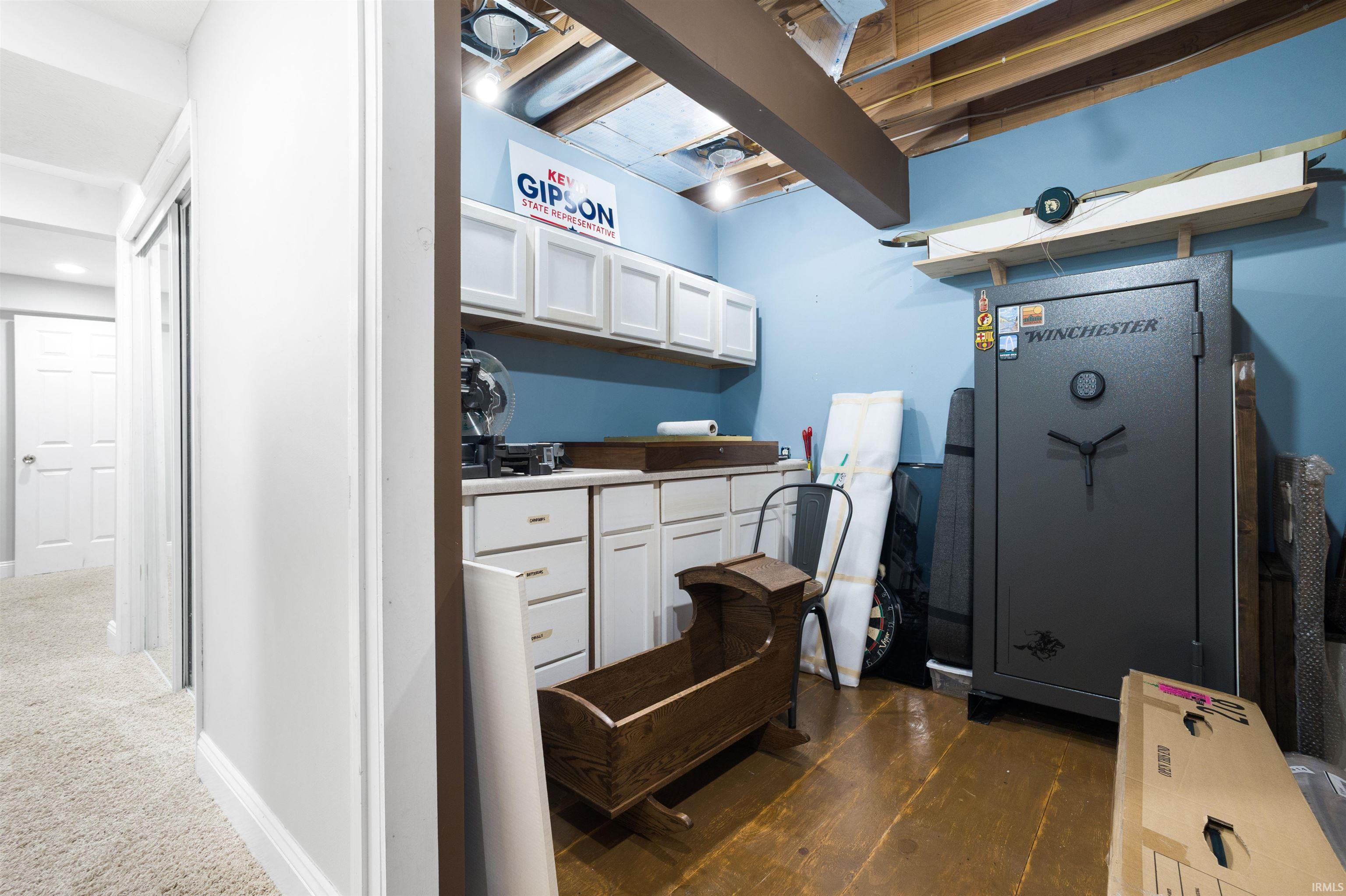 Goshen, Indiana 46528, United States, 3 Bedrooms Bedrooms, ,2 BathroomsBathrooms,Residential,Pending,250328