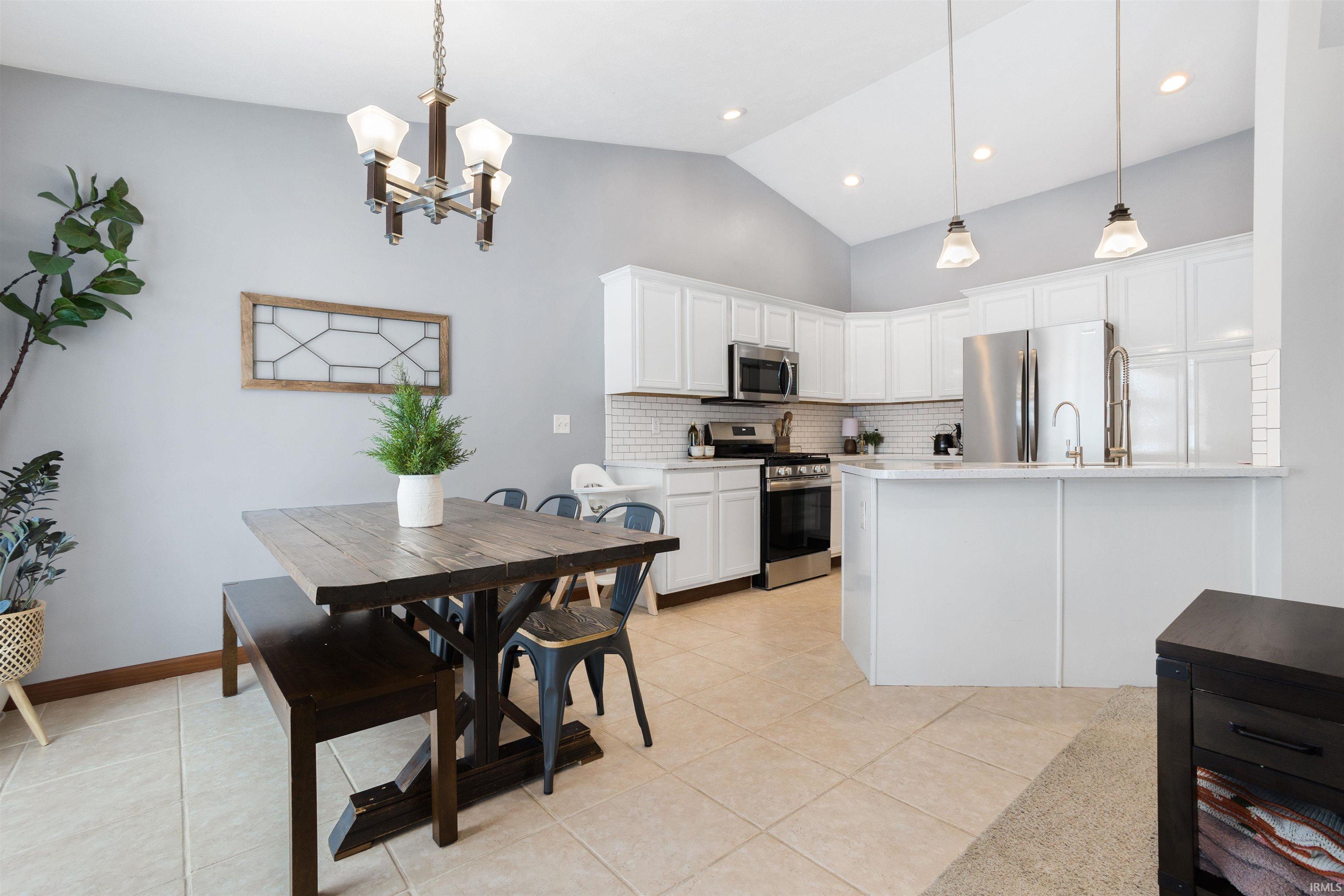 Goshen, Indiana 46528, United States, 3 Bedrooms Bedrooms, ,2 BathroomsBathrooms,Residential,Pending,250328