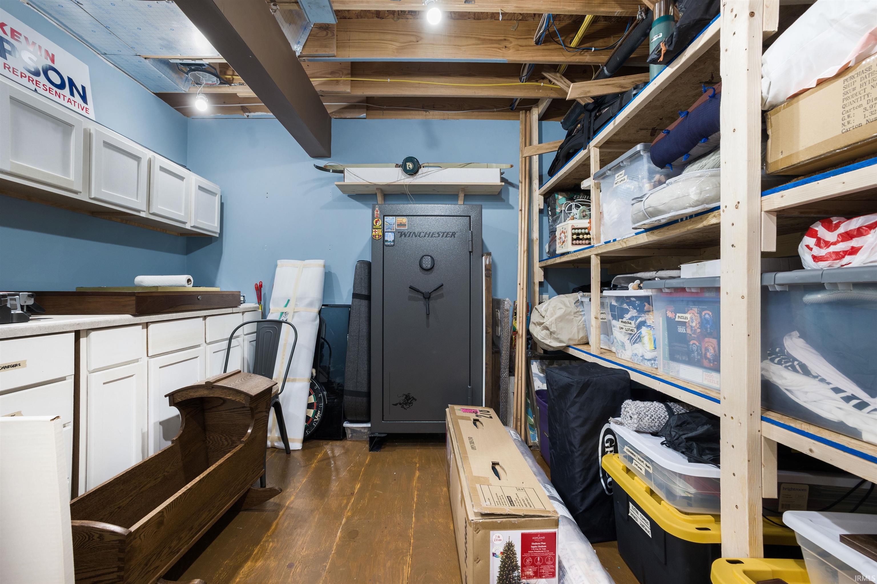 Goshen, Indiana 46528, United States, 3 Bedrooms Bedrooms, ,2 BathroomsBathrooms,Residential,Pending,250328