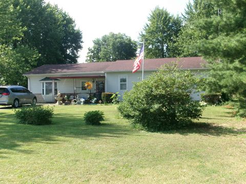 Tiny photo for 1367 W 200 N Road, Peru, IN 46970 (MLS # 202627119)