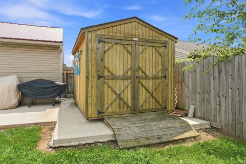 Tiny photo for 332 Plantation Way, Lafayette, IN 47909 (MLS # 202633042)