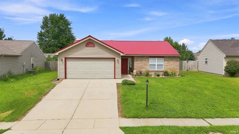 Photo of 332 Plantation Way, Lafayette, IN 47909 (MLS # 202633042)