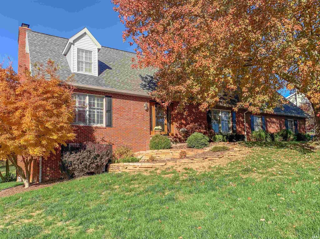 Photo of 6299 Pfafflin Lake Boulevard, Newburgh, IN 47630 (MLS # 202549411)