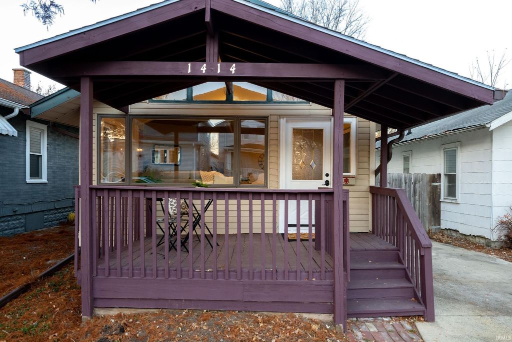 Photo of 1414 W 4Th Street, Fort Wayne, IN 46808 (MLS # 202546176)