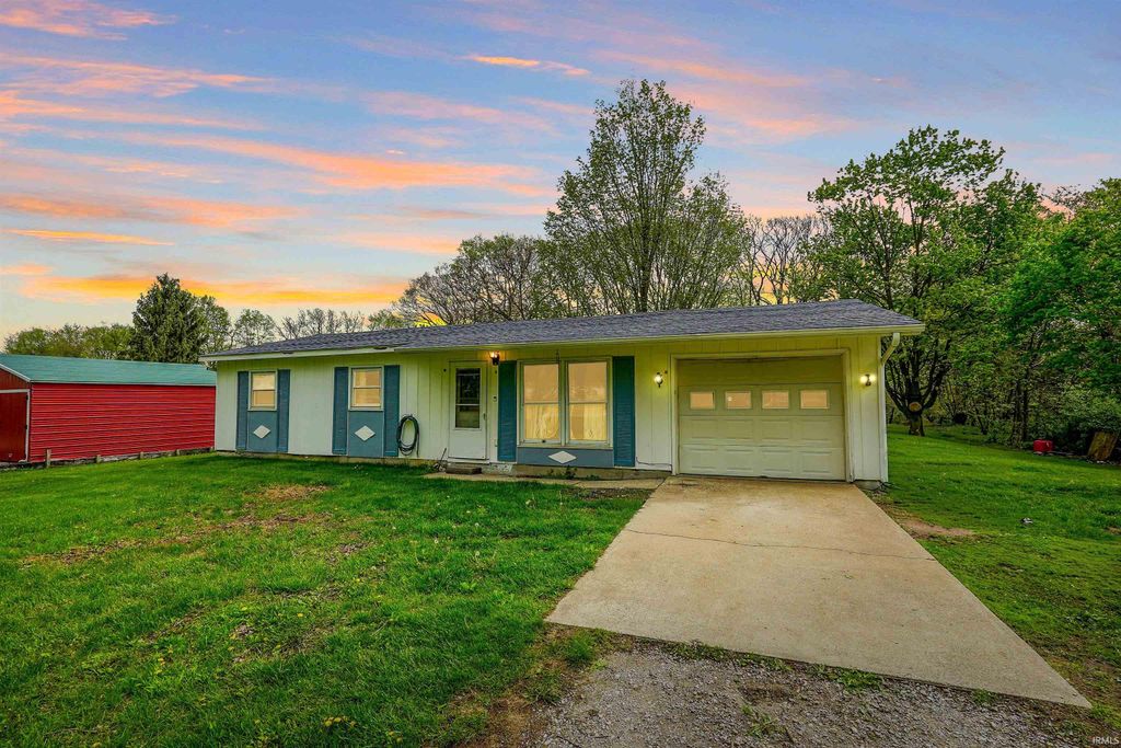 Photo of 190 N River Road, Ligonier, IN 46767 (MLS # 202616108)