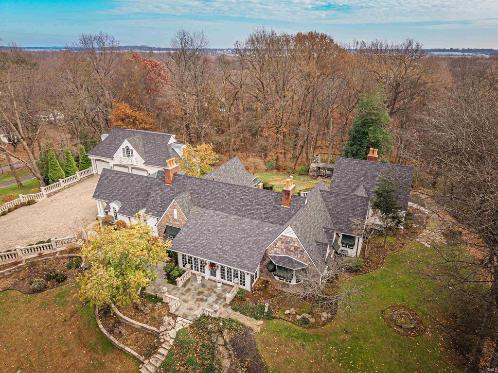 Photo of 703 Pfeiffer Road, Evansville, IN 47711 (MLS # 202549728)