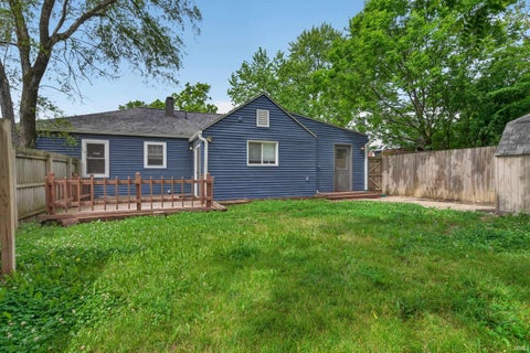 Tiny photo for 1314 N Salisbury Street, West Lafayette, IN 47906 (MLS # 202620644)