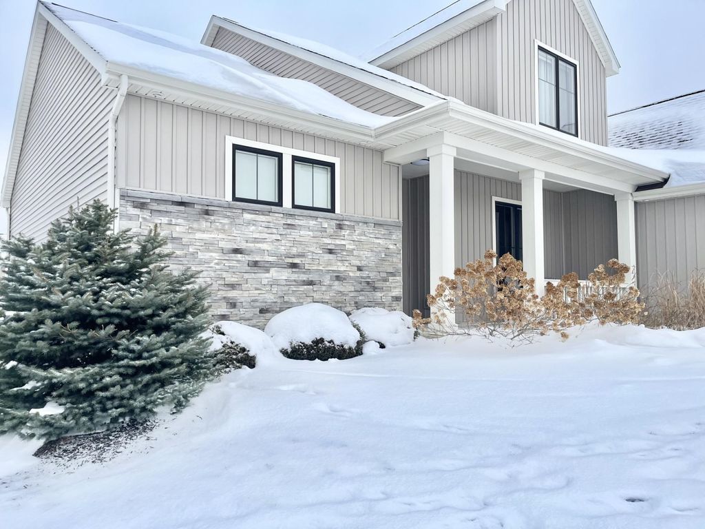 Photo of 1743 Faircloud Drive, Fort Wayne, IN 46814 (MLS # 202603749)