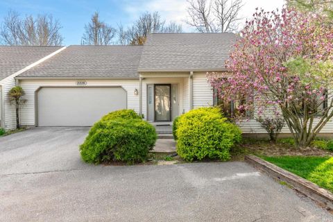 2228 E Cape Cod Drive, Bloomington, IN 47401 - #: 202513550
