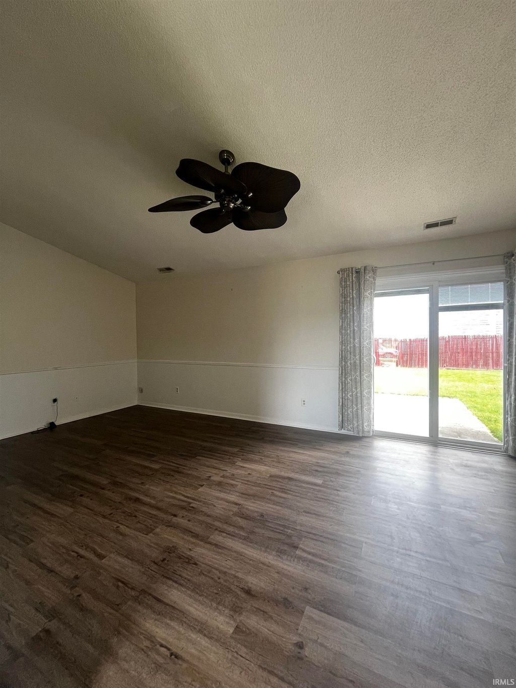 Photo of 6319 High Point Run, Fort Wayne, IN 46825 (MLS # 202615793)