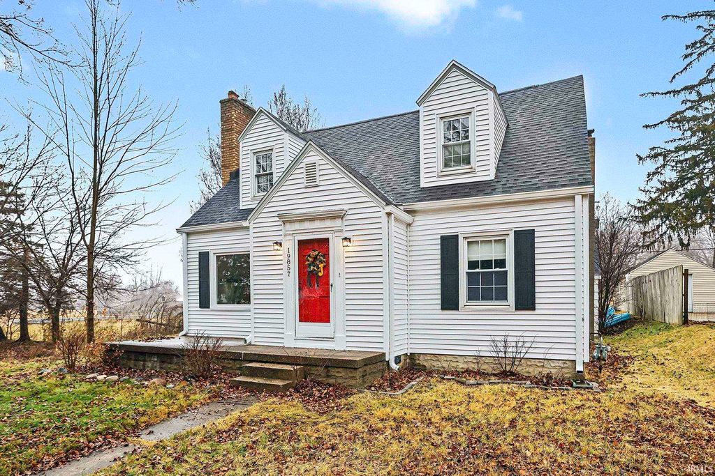 Photo of 19857 Yoder Street, South Bend, IN 46614 (MLS # 202549711)