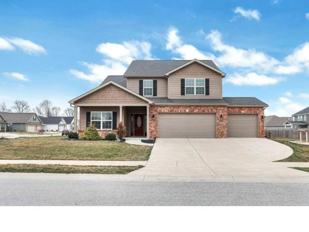 Photo for 4595 Lamplighter Trail, Lafayette, IN 47909 (MLS # 202542918)