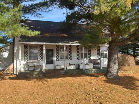 Photo of 4306 W 700 N Road, Rochester, IN 46975 (MLS # 202546255)