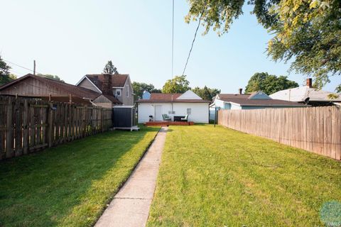 Tiny photo for 1622 Perdue Street, Lafayette, IN 47905 (MLS # 202530661)