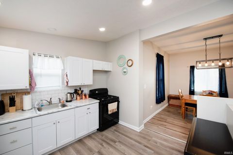 Tiny photo for 1622 Perdue Street, Lafayette, IN 47905 (MLS # 202530661)