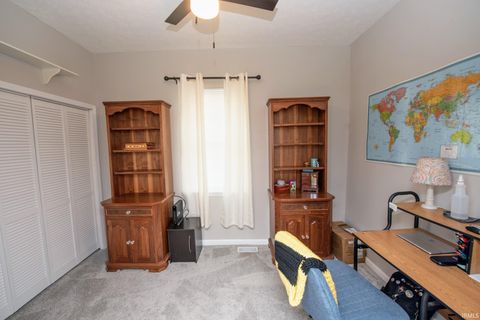 Tiny photo for 1622 Perdue Street, Lafayette, IN 47905 (MLS # 202530661)