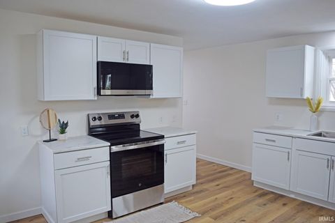 Tiny photo for 2601 N Heidelbach Avenue, Evansville, IN 47711 (MLS # 202602260)