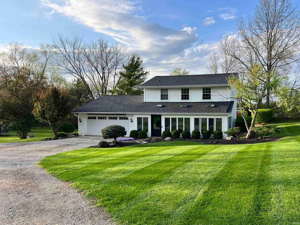 Photo of 12103 Ernst Road, Roanoke, IN 46783 (MLS # 202615409)