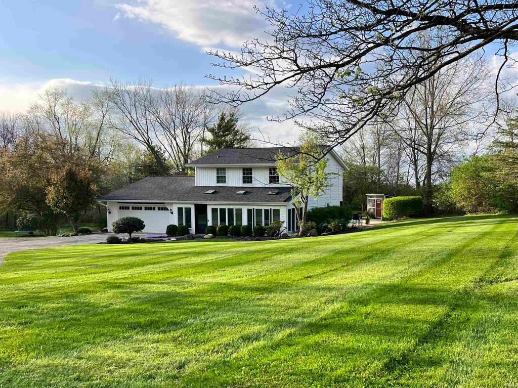 Photo of 12103 Ernst Road, Roanoke, IN 46783 (MLS # 202615409)