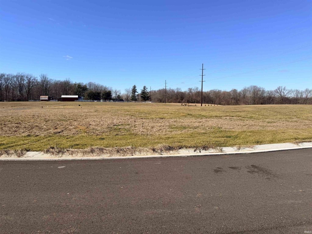 Photo of 1014 Saddlebrooke Circle #6, Chandler, IN 47610 (MLS # 202601732)