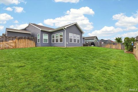 Tiny photo for 2683 Glastonbury Way, Lafayette, IN 47909 (MLS # 202617312)