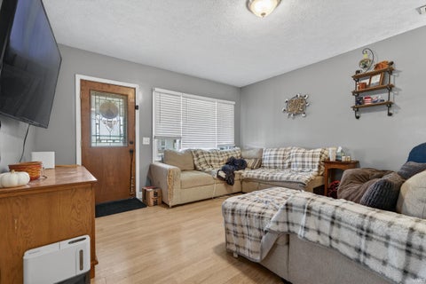 Tiny photo for 1039 S Purdum Street, Kokomo, IN 46902 (MLS # 202624467)