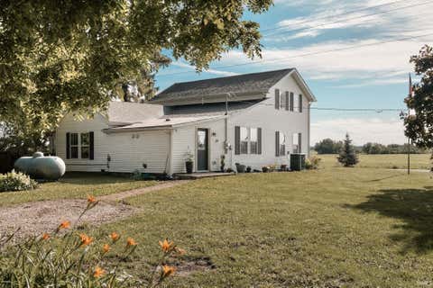 Tiny photo for 7634 N 300 W, West Lafayette, IN 47906 (MLS # 202623025)