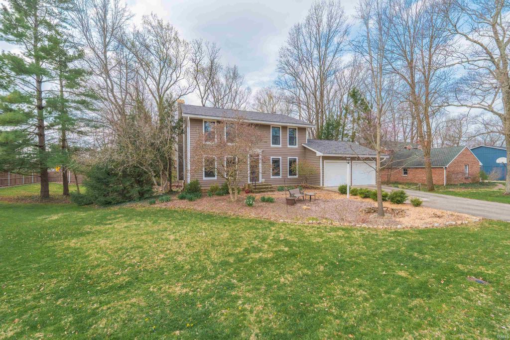 Photo of 2750 E Buttonwood Drive, Bloomington, IN 47401 (MLS # 202610955)