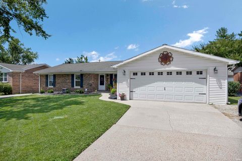 Tiny photo for 1004 Nicholas Drive, Boonville, IN 47601 (MLS # 202624660)