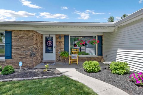 Tiny photo for 1004 Nicholas Drive, Boonville, IN 47601 (MLS # 202624660)