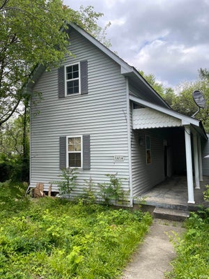 1414 HENRY ST, ANDERSON, IN 46016 - Image 47c10d9883a1a2d4bafda5e8d12e59f2/3198259225