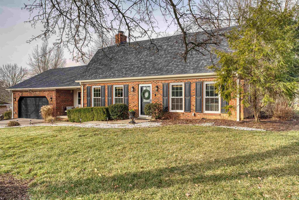 Photo of 1755 Brian Drive, Newburgh, IN 47630 (MLS # 202605911)