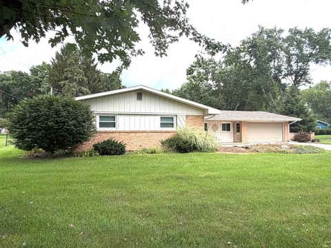 Tiny photo for 1510 Springbrook Drive, Elkhart, IN 46514 (MLS # 202634020)