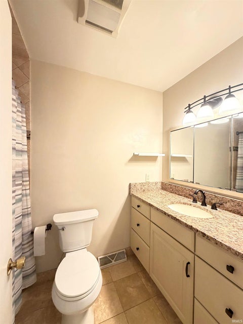 Tiny photo for 1510 Springbrook Drive, Elkhart, IN 46514 (MLS # 202634020)