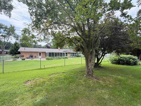 Tiny photo for 1510 Springbrook Drive, Elkhart, IN 46514 (MLS # 202634020)