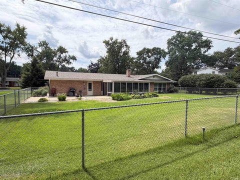 Tiny photo for 1510 Springbrook Drive, Elkhart, IN 46514 (MLS # 202634020)