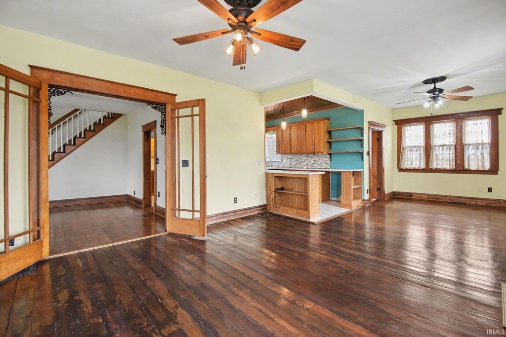 Photo of 219 W Dewey Street, Bremen, IN 46506 (MLS # 202613351)