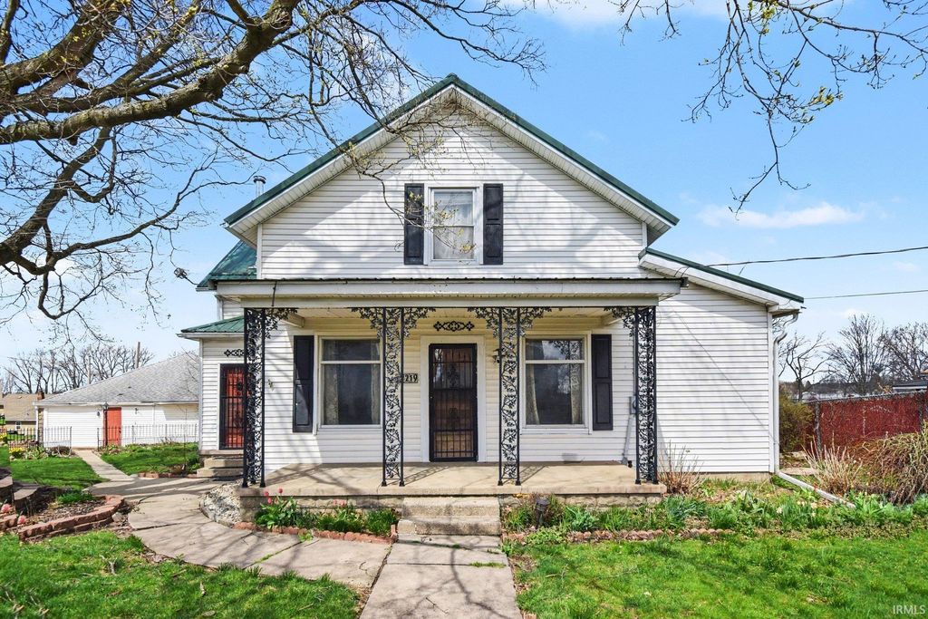 Photo of 219 W Dewey Street, Bremen, IN 46506 (MLS # 202613351)