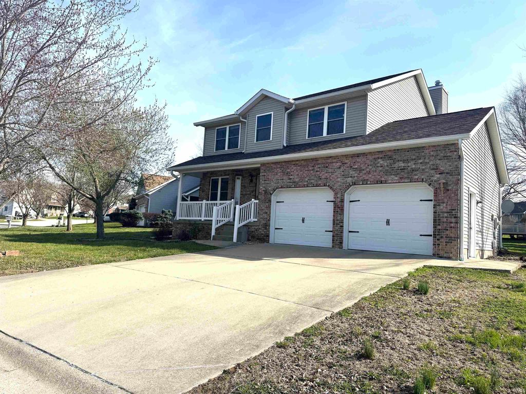 Photo of 2683 S Isabel Court, Bloomington, IN 47403 (MLS # 202609993)