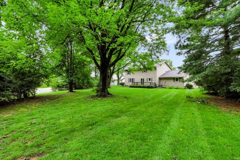 Tiny photo for 903 S Rainier Court, Bloomington, IN 47401 (MLS # 202633757)