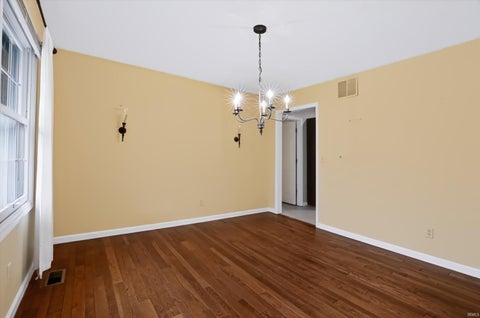 Tiny photo for 903 S Rainier Court, Bloomington, IN 47401 (MLS # 202633757)