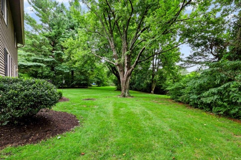 Tiny photo for 903 S Rainier Court, Bloomington, IN 47401 (MLS # 202633757)
