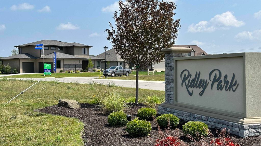 Photo of 17925 Seahawk Lane #66, Huntertown, IN 46748 (MLS # 202612935)