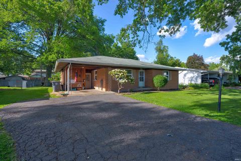 Tiny photo for 6612 E Oak Street, Evansville, IN 47715 (MLS # 202618619)